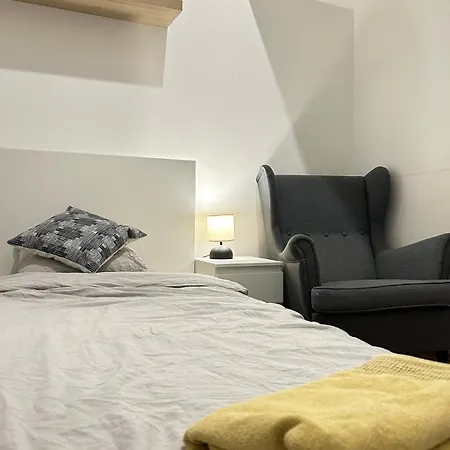 Apartmán Entire Unit In The Center Of