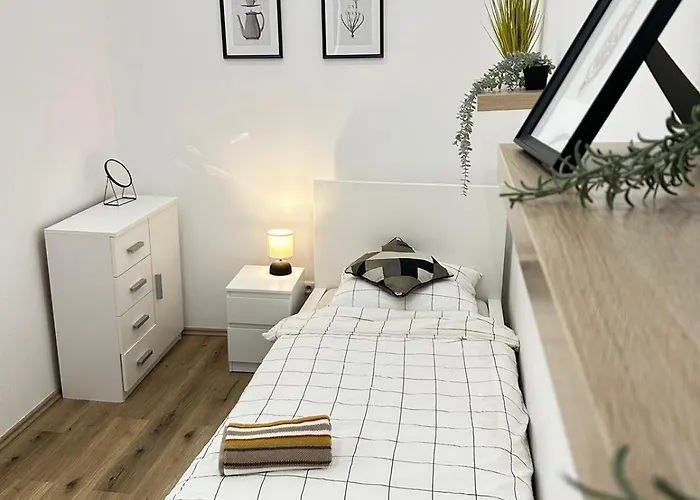 Entire Unit In The Center Of